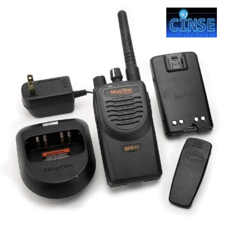 Radio portátil análogo digital Motorola D8 16 Ch 4 Watts UHF 450-470 Mhz MAG ONE D8